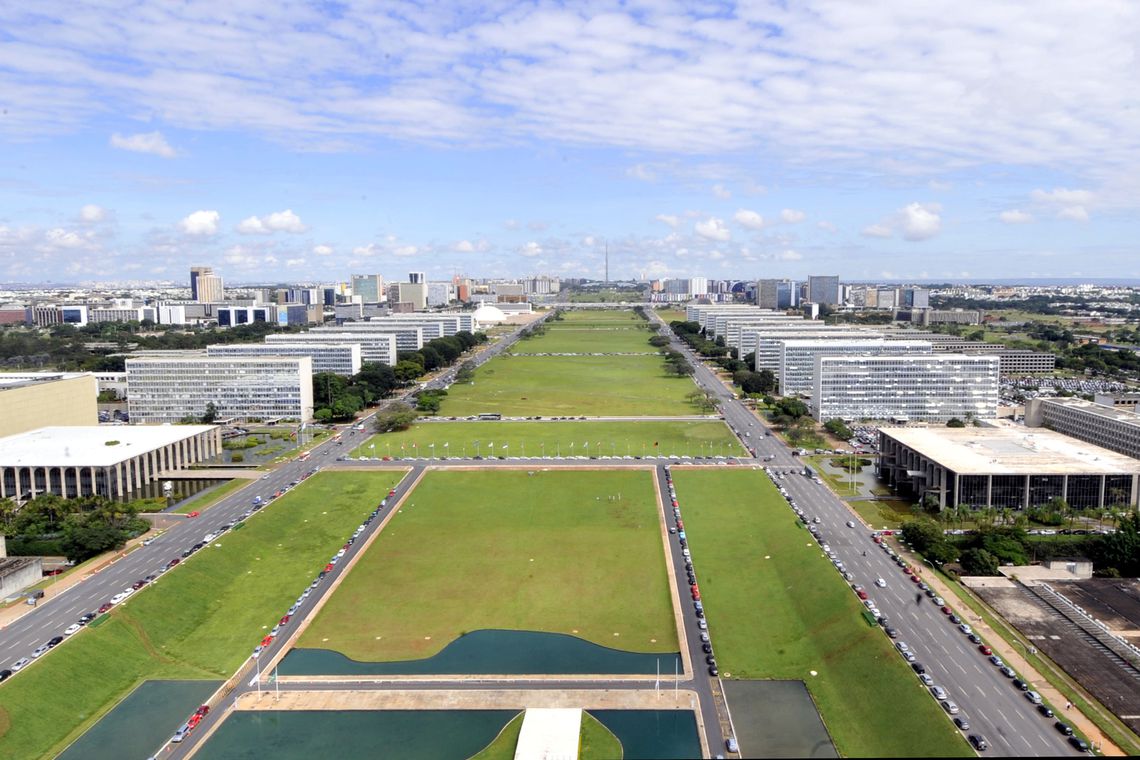 Governo formaliza proposta de reajuste salarial de 7,8%: ADUFRGS-Sindical vai divulgar data de assembleia após reunião do PROIFES ainda nesta sexta