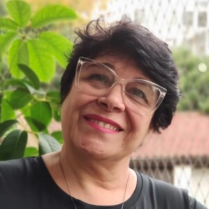 Ensino Médio: implantação da reforma deve ser repensada, diz professora